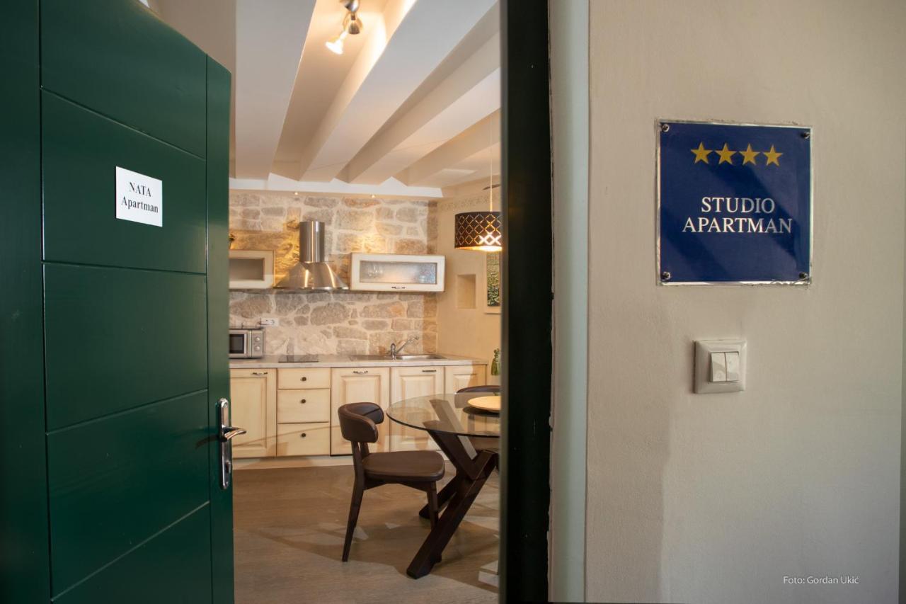 Nata Apartment 4 Stars Ровинь Экстерьер фото